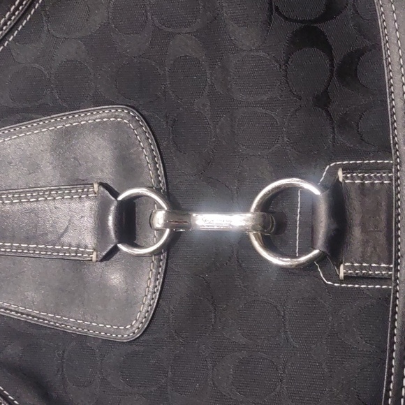 Coach - Picture 3 of 7